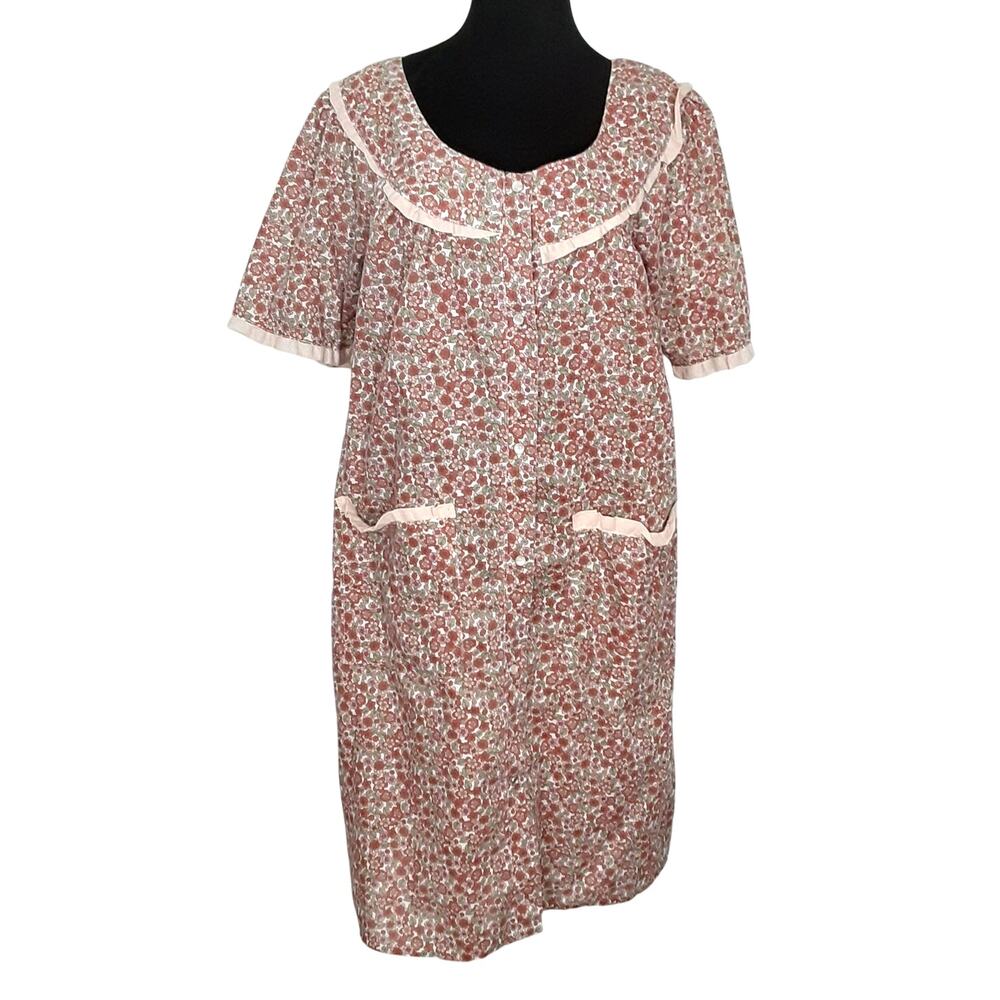 Vintage Mod Floral Muumuu House Dress Pearl Snap Button Womens L Grandma Cottage